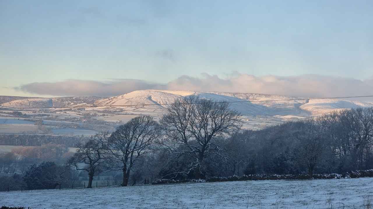 Winter property photography UK – warm twilight exterior for estate agents